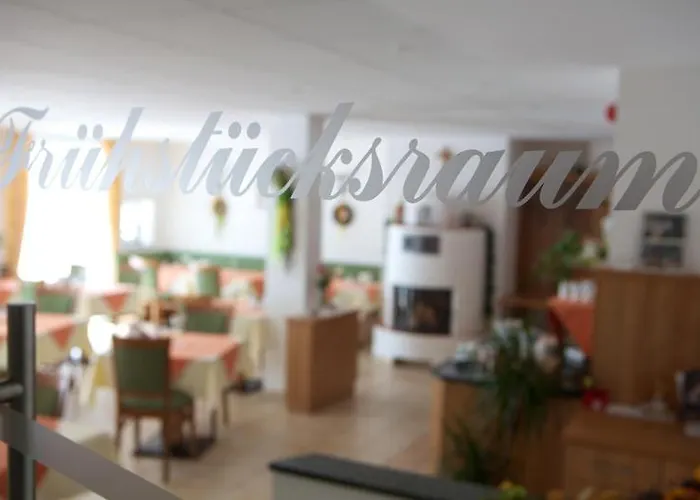 Gaestehaus Am Rastberg بيت ضيافة