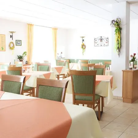 Gaestehaus Am Rastberg Pensionat Langenbach (Bavaria)
