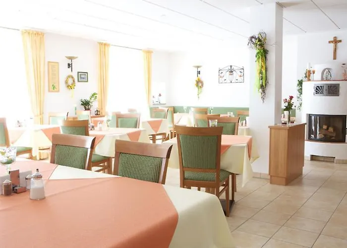 Gaestehaus Am Rastberg Pensionat Langenbach (Bavaria)