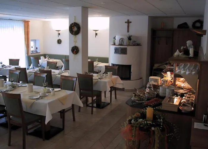 Pensionat Gaestehaus Am Rastberg 3*
